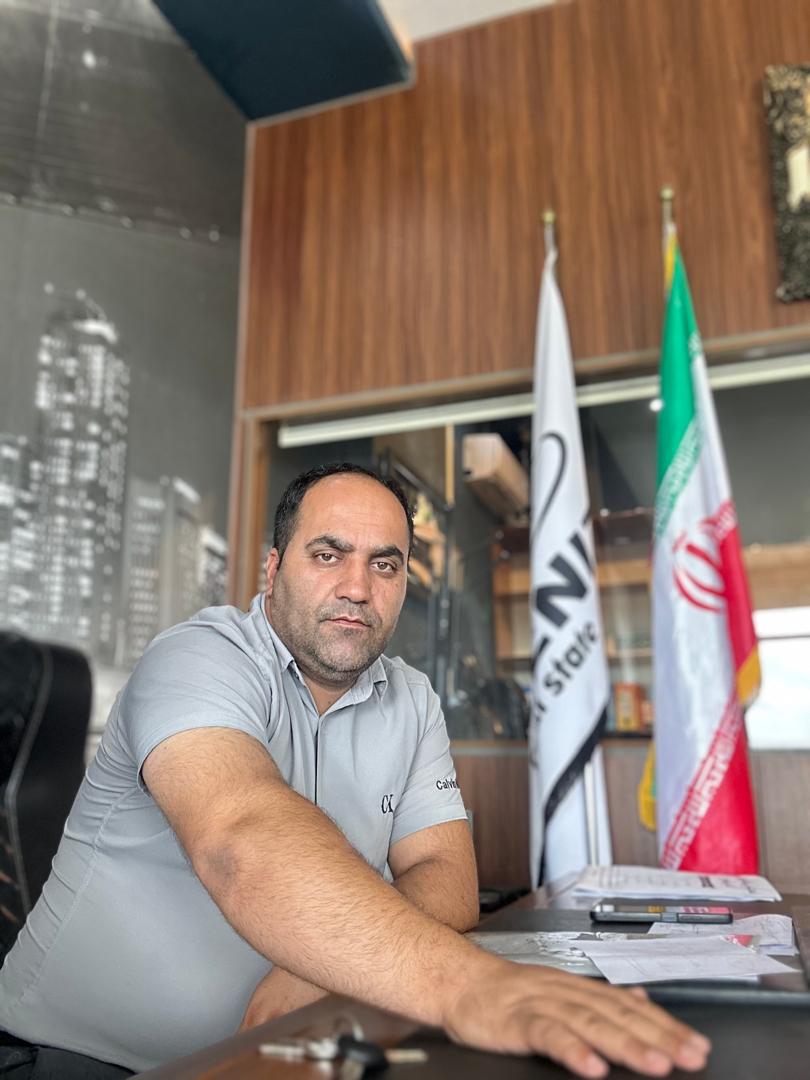  المهندس تقي زادهآقای مهندس تقی زاده